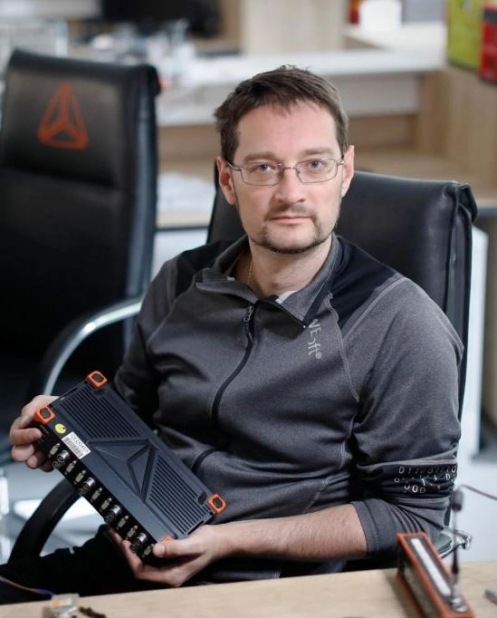 Dinexion spletno investiranje